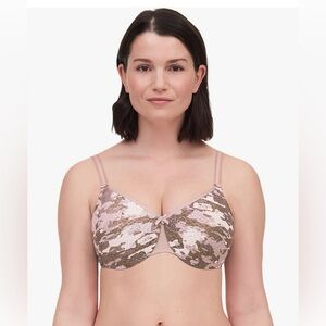 Chantelle Women's C Magnifique Seamless Unlined Minimizer- Brand New Never Worn